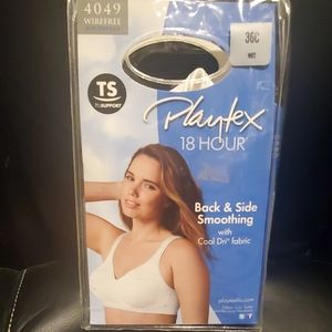 36C 18 hour wirefree bra cool dri fabric